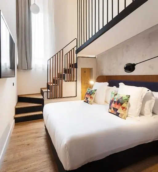 Duplex-huone, One Shot Tabakalera House