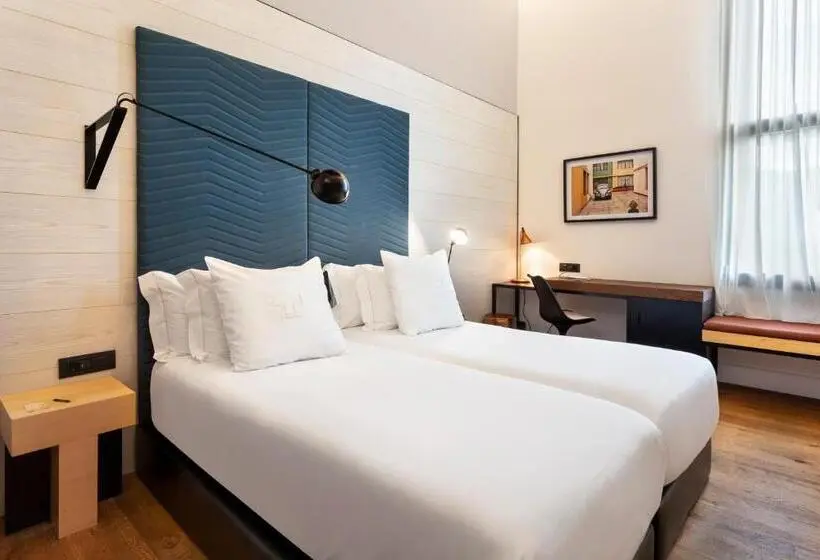 Standard Yhden Hengen Huone, One Shot Tabakalera House