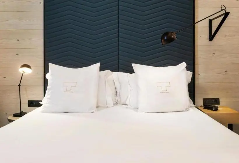 Standard Yhden Hengen Huone, One Shot Tabakalera House