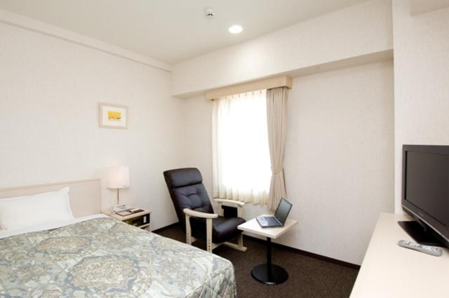 חדר בסיסי מיטה זוגית, Unisite Mutsu