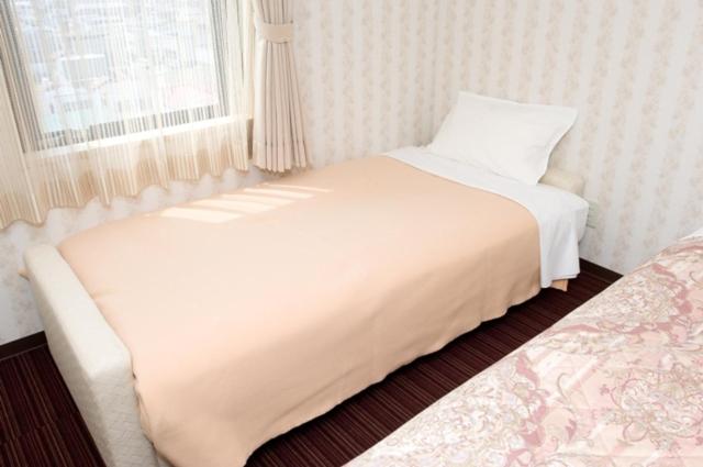 חדר סטנדרט, Unisite Mutsu