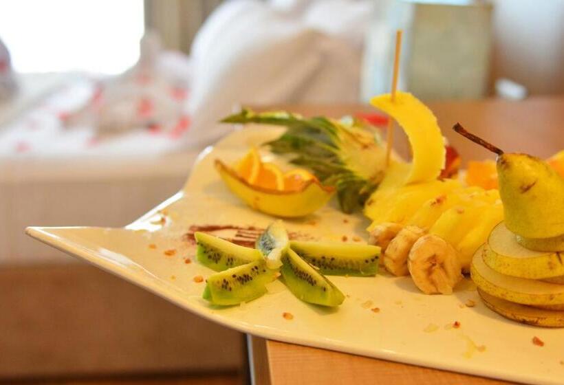 סוויטת ג'וניור, Sandy Beach Resort