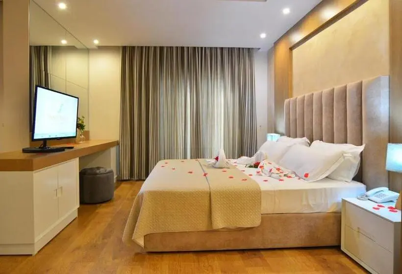 Juniorsviitti, Sandy Beach Resort
