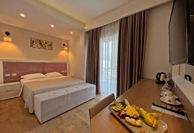 חדר משפחתי, Sandy Beach Resort