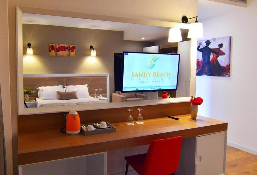 חדר דלוקס, Sandy Beach Resort