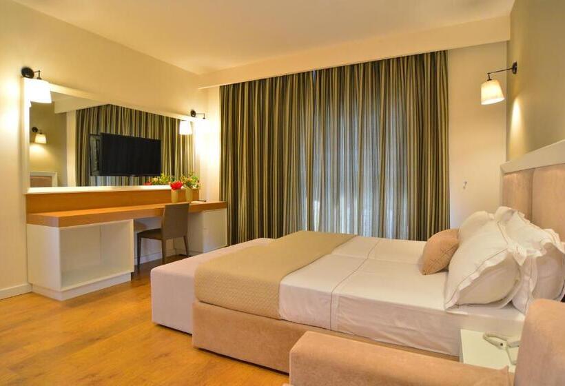 חדר דלוקס, Sandy Beach Resort