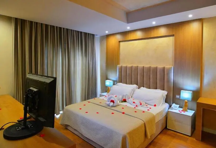 Juniorsviitti, Sandy Beach Resort