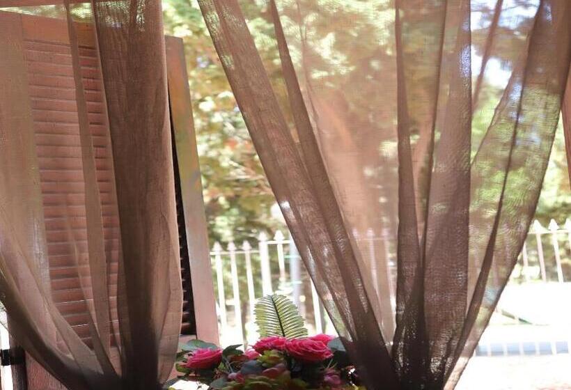 خانه 1 خوابه, Two Room Apartment With Swimming Pool And Breakfast Included 2 Km From Tropea