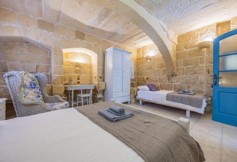 اتاق خانوادگی, Levander Suite 1 At Tan Neputi By Solea