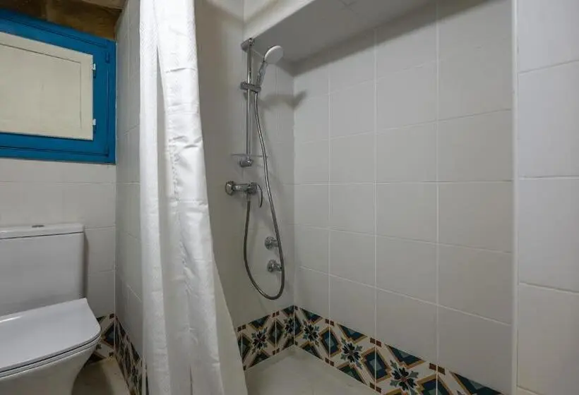اتاق خانوادگی, Levander Suite 1 At Tan Neputi By Solea