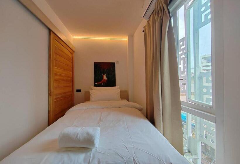 اتاق سوپریور یک تخته, The Motuga Hostel Bangkok