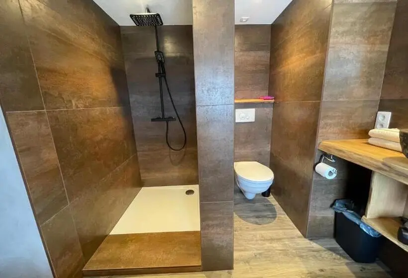 اتاق استاندارد, Les Chambres De Laurette