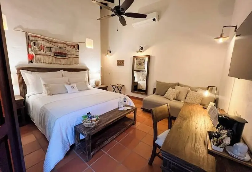 スタンダードトリプルルーム, Casa Linaje Hotel Boutique