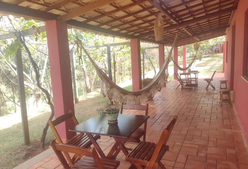 غرفة قياسية رباعية مزودة بشُرفة, Recanto Ganesha Pousada