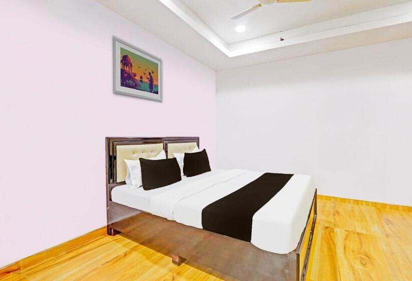 트리플 클래식 룸, Super Hotel O Nandhi Inn