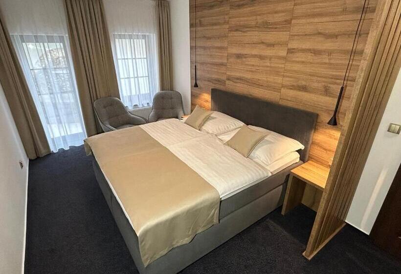 غرفة قياسية مزوَّدة بتراس, Zámeček 11 Starý Jičín