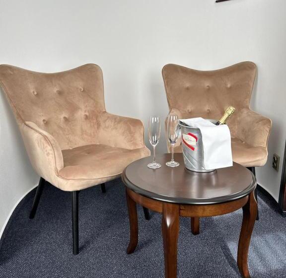 غرفة ديلوكس سرير كينج, Zámeček 11 Starý Jičín