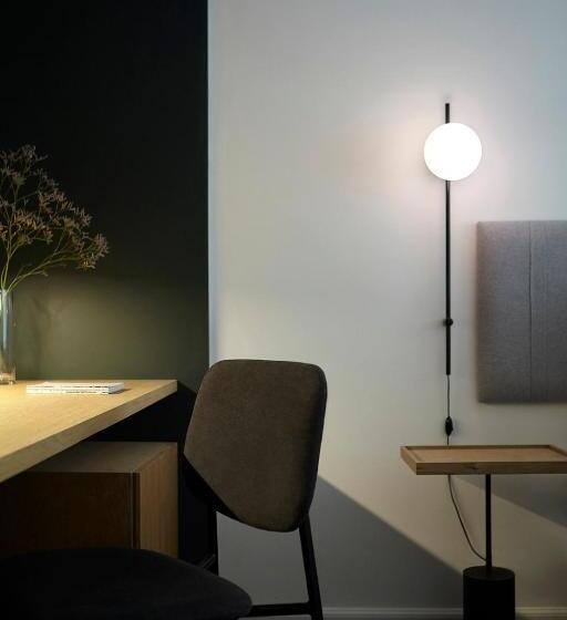 اتاق استاندارد با بالکن, We The People Palermo Hollywood