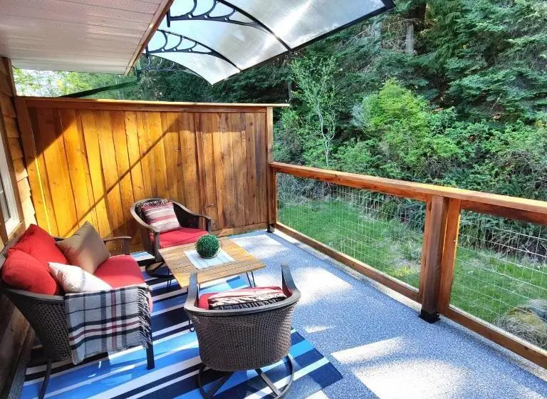 デラックストリプルルーム, Hummingbird Lodge Bnb