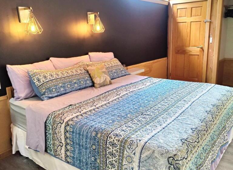 Номер Superior с Террасой, Hummingbird Lodge Bnb