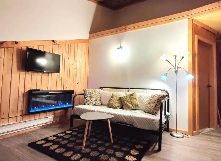 ガーデンビューデラックスルーム, Hummingbird Lodge Bnb