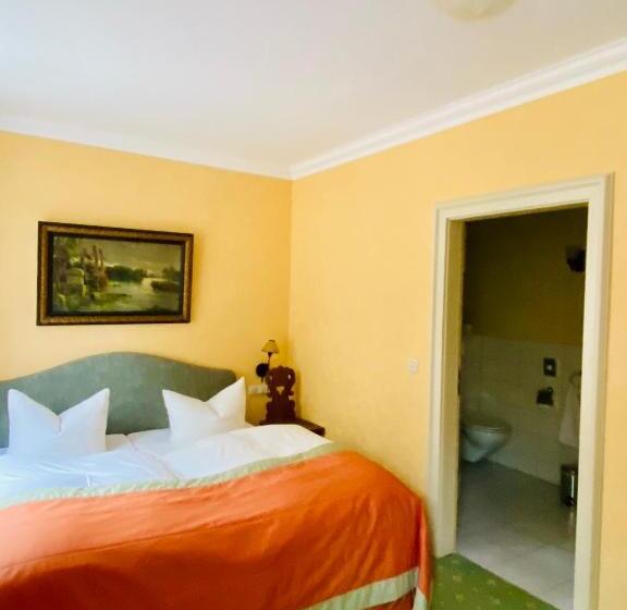 غرفة قياسية, Schloss Karow