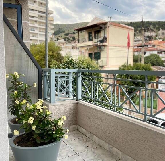 غرفة قياسية ثلاثية, Timi New