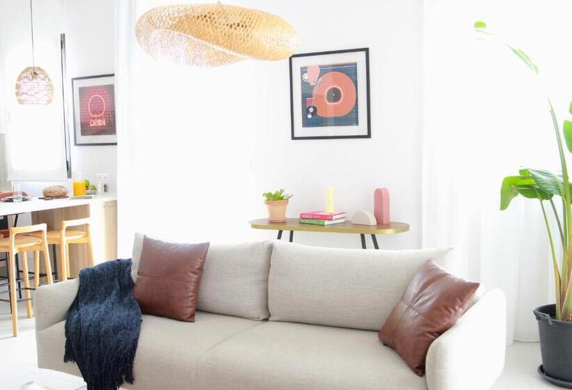 ویلای یک اتاق خوابه با استخر شنا, Liv & Co Suites & Villas