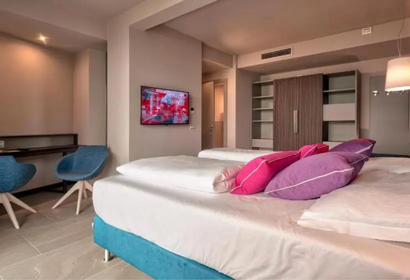 Suite with lake view, Sky View Garda Lake By Hotel Galvani