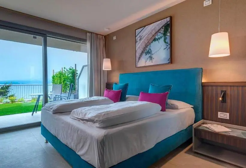 Deluxe-huone Järvinäkymä, Sky View Garda Lake By Hotel Galvani