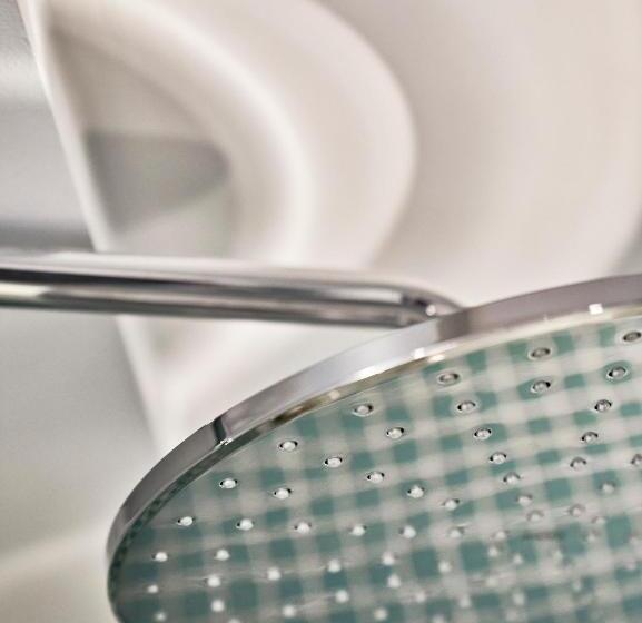 수피리어 스튜디오, Urbanauts Studios Sylvette