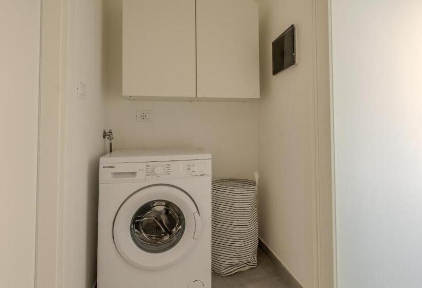 Люкс, Ca Maira Dronero