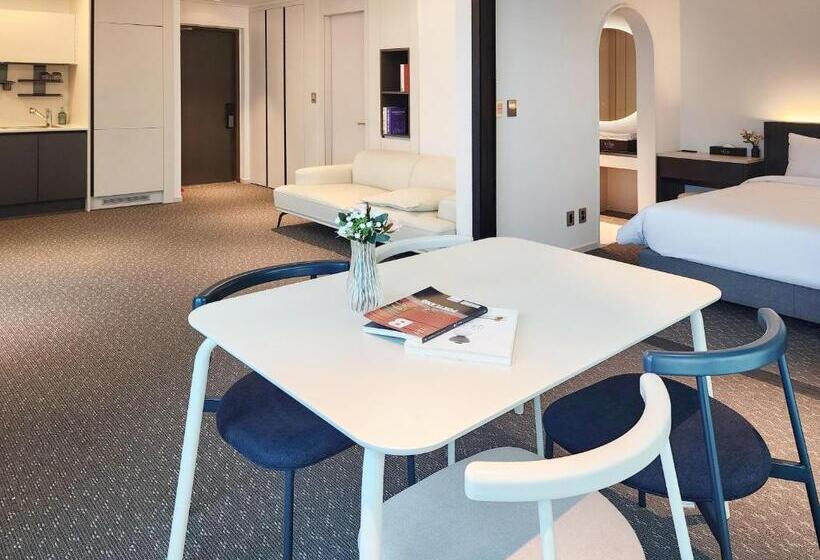 Номер Клуб, Granbay By Sota Suite