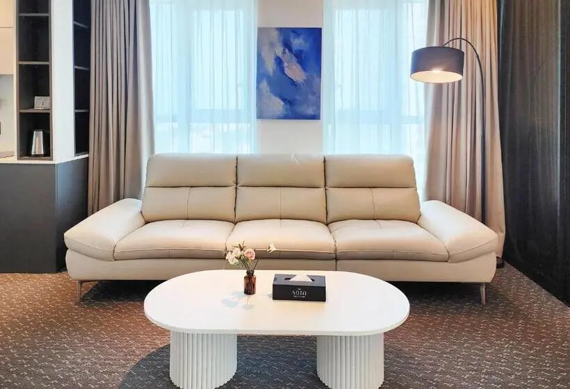 Suite with Pool, Granbay By Sota Suite
