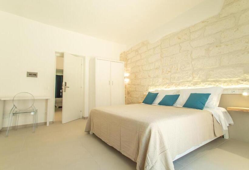 Трехместный Номер Deluxe, Le Grotte