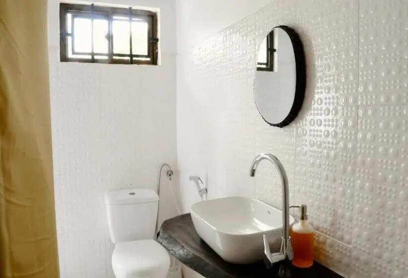 اتاق استاندارد, Oya Guest House