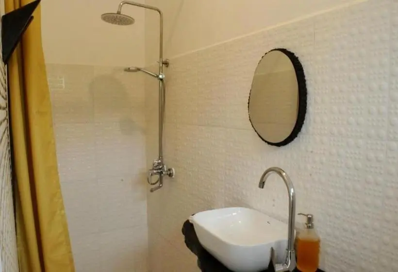 اتاق استاندارد, Oya Guest House