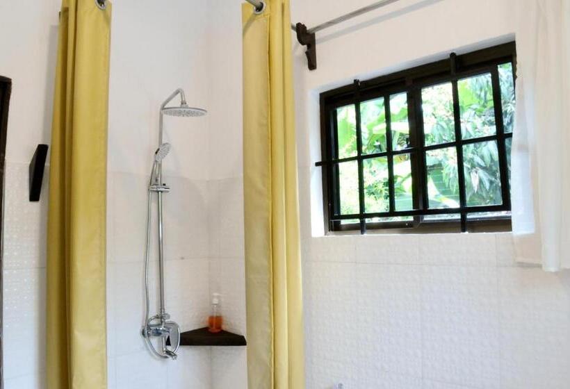 Номер Deluxe, Oya Guest House