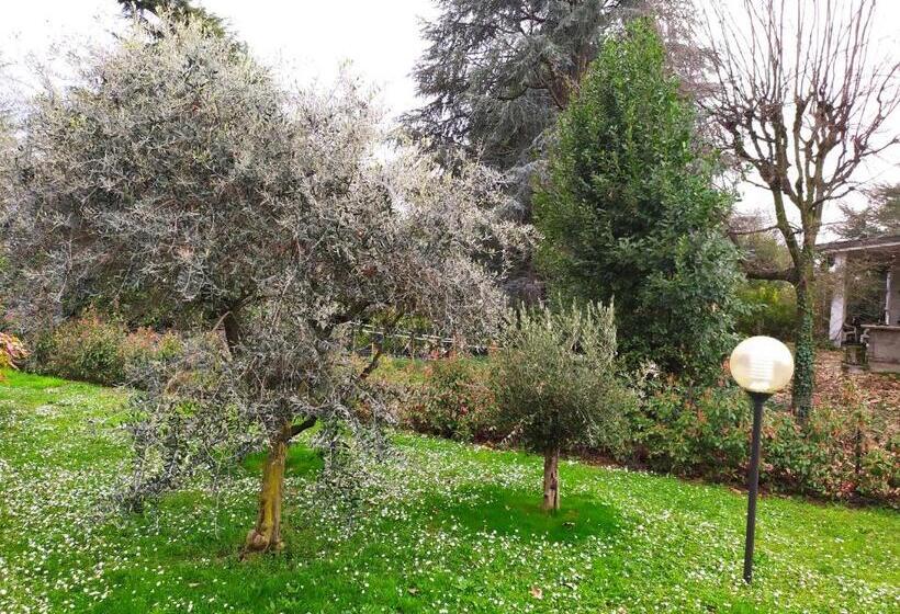 וילה בת חדר שינה 1, Villa Degli Ulivi