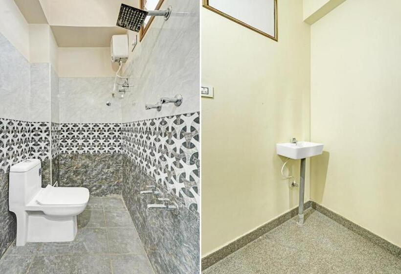 اتاق کلاسیک سه تخته, Oyo Skv Residency Service Apartment