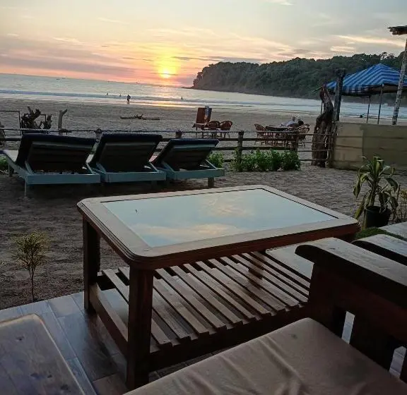 オーシャンビューデラックススイート, The Coast Beach Resort