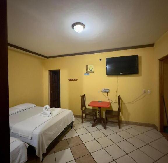 اتاق استاندارد چهار تخته, Hasa Nicaragua