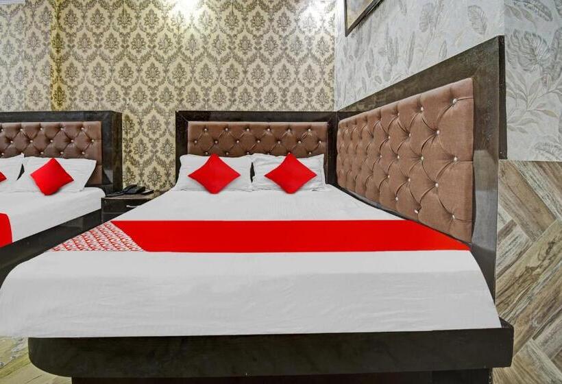 غرفة كلاسيكية ثلاثية, Oyo Flagship 80919 Hotel Vinayaka Inn Near Gurudwara Shri Bangla Sahib