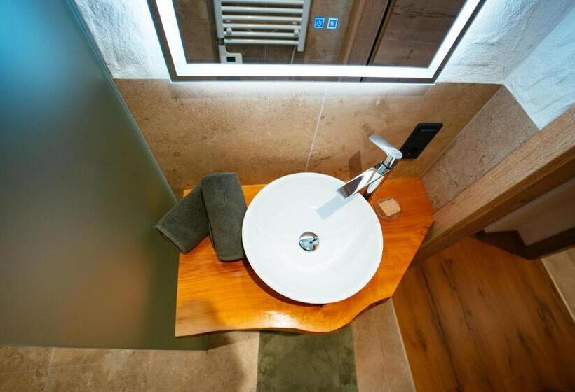 آپارتمان 1 خوابه با بالکن, Binterhof Familie Mosser