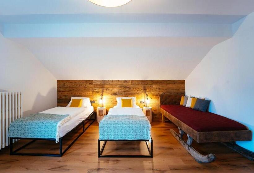 آپارتمان 1 خوابه با بالکن, Binterhof Familie Mosser