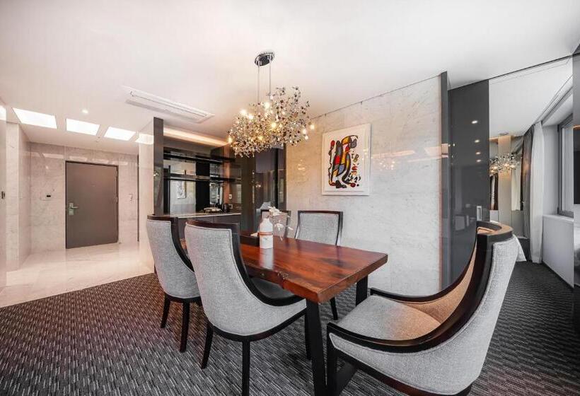 Suite Executivă, Jeongseon Js Grand Palace