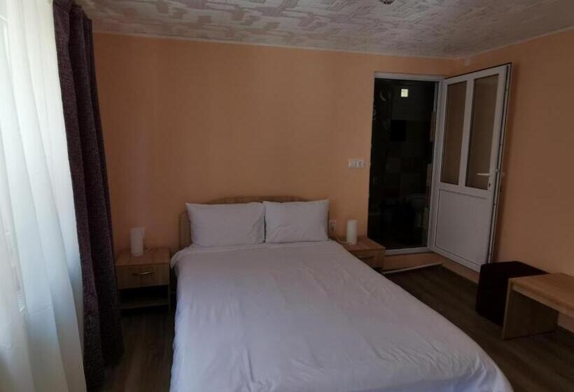 标准间, Casa Manu