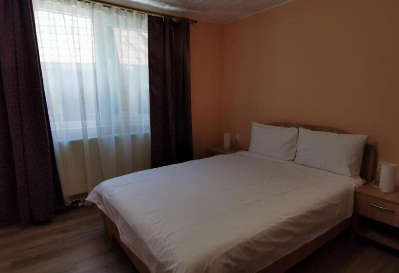 标准间, Casa Manu