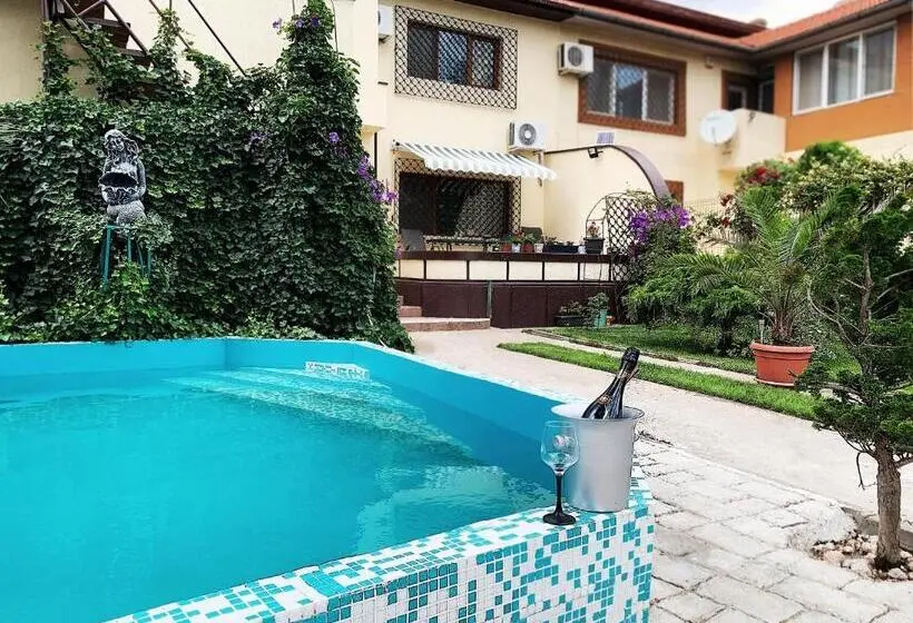 Apartament 1 Dormitori amb Terrassa, Villa Bogdan