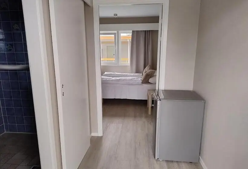 Standart Oda, Motel Larvik